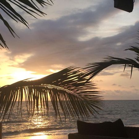 Residence Hoteliere Du Phare Libreville Bagian luar foto