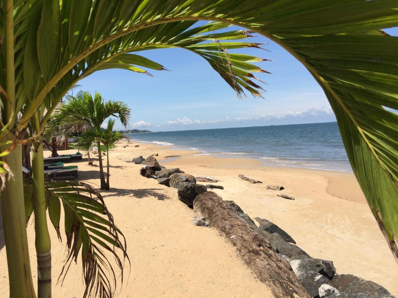 Residence Hoteliere Du Phare Libreville Bagian luar foto