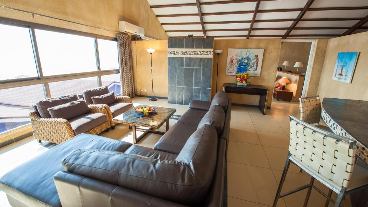 Residence Hoteliere Du Phare Libreville Bagian luar foto