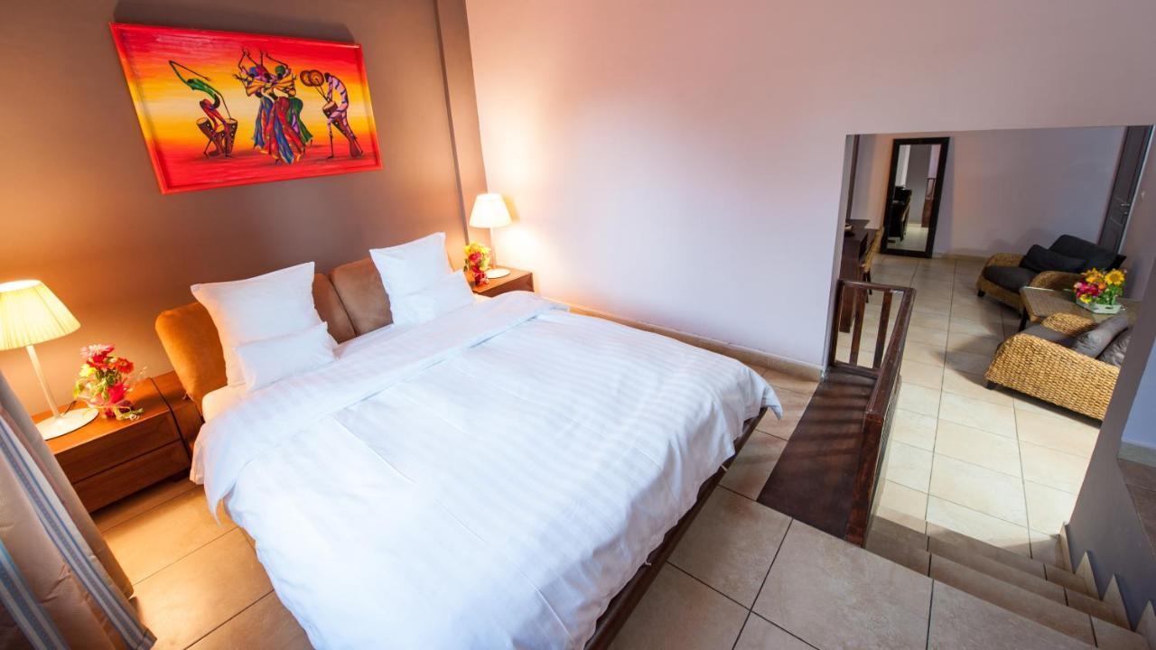 Residence Hoteliere Du Phare Libreville Bagian luar foto