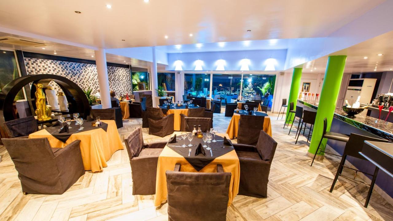 Residence Hoteliere Du Phare Libreville Bagian luar foto