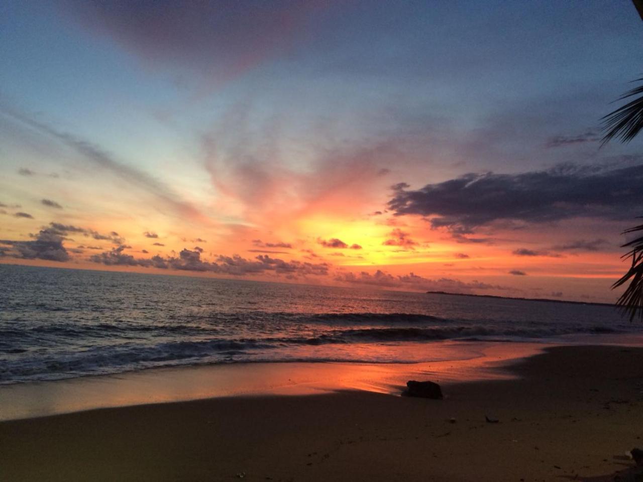 Residence Hoteliere Du Phare Libreville Bagian luar foto